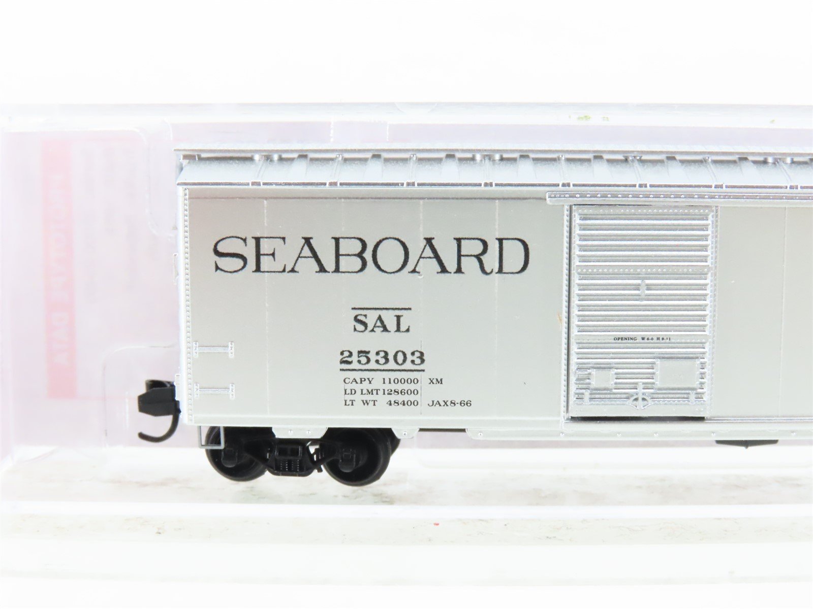 N Micro-Trains MTL 02000387 SAL Seaboard Air Line 40' Standard Boxcar #25303