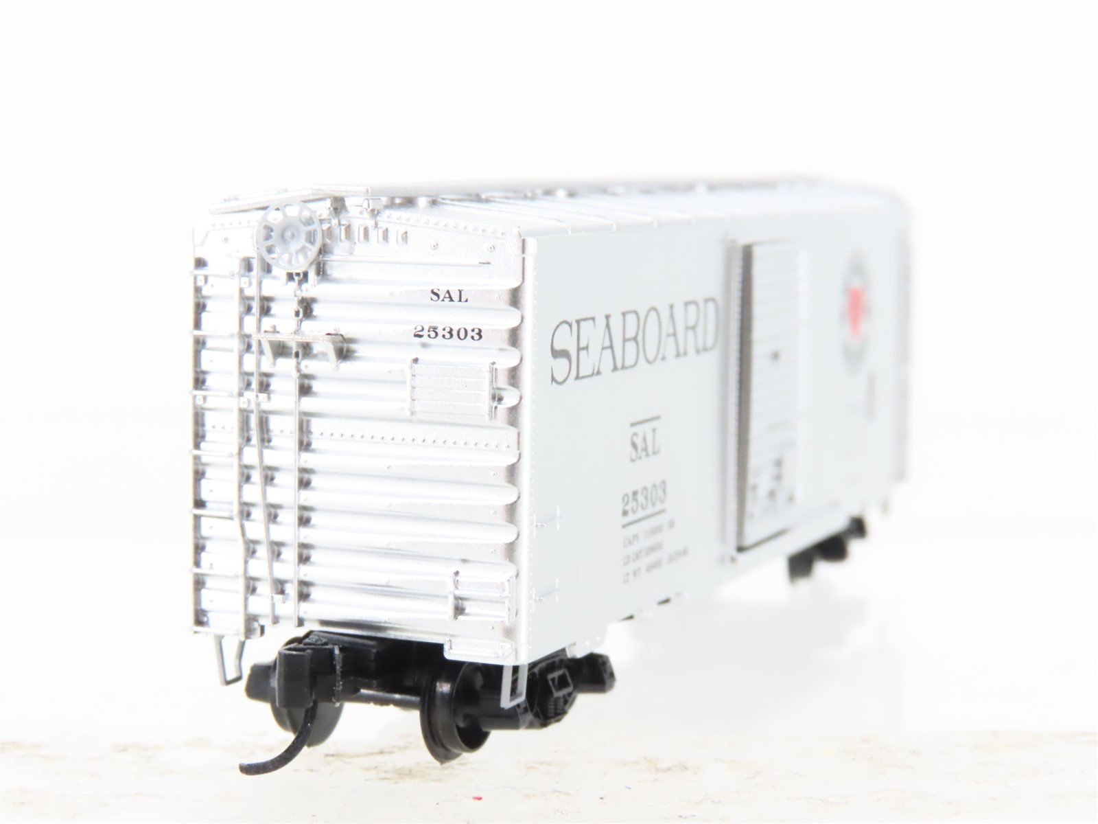 N Micro-Trains MTL 02000387 SAL Seaboard Air Line 40' Standard Boxcar #25303