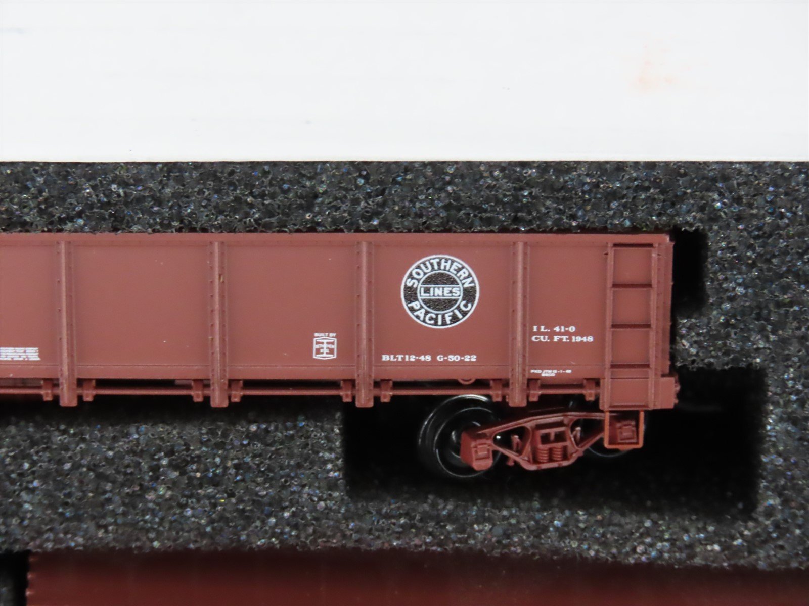N Scale Micro-Trains MTL 99302235 SP Southern Pacific Supply 3-Car Pack