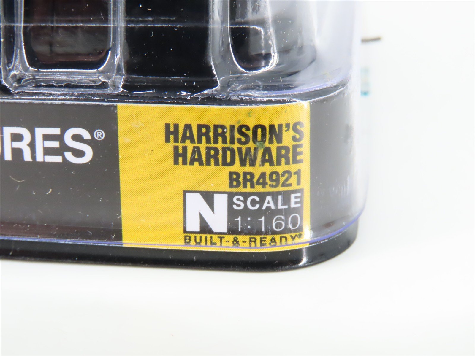 N Woodland Scenics Landmark Structures BR4921 Harrison's Hardware w/ LED Light