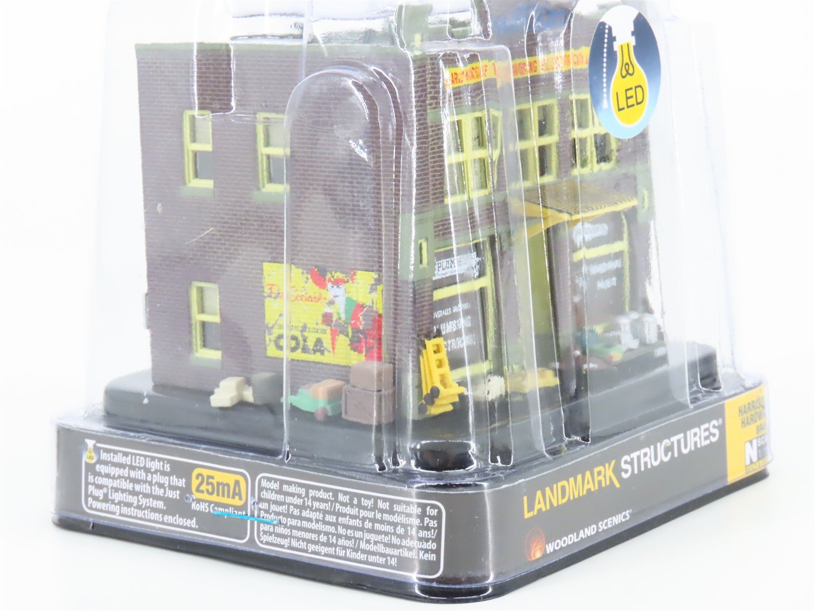 N Woodland Scenics Landmark Structures BR4921 Harrison's Hardware w/ LED Light