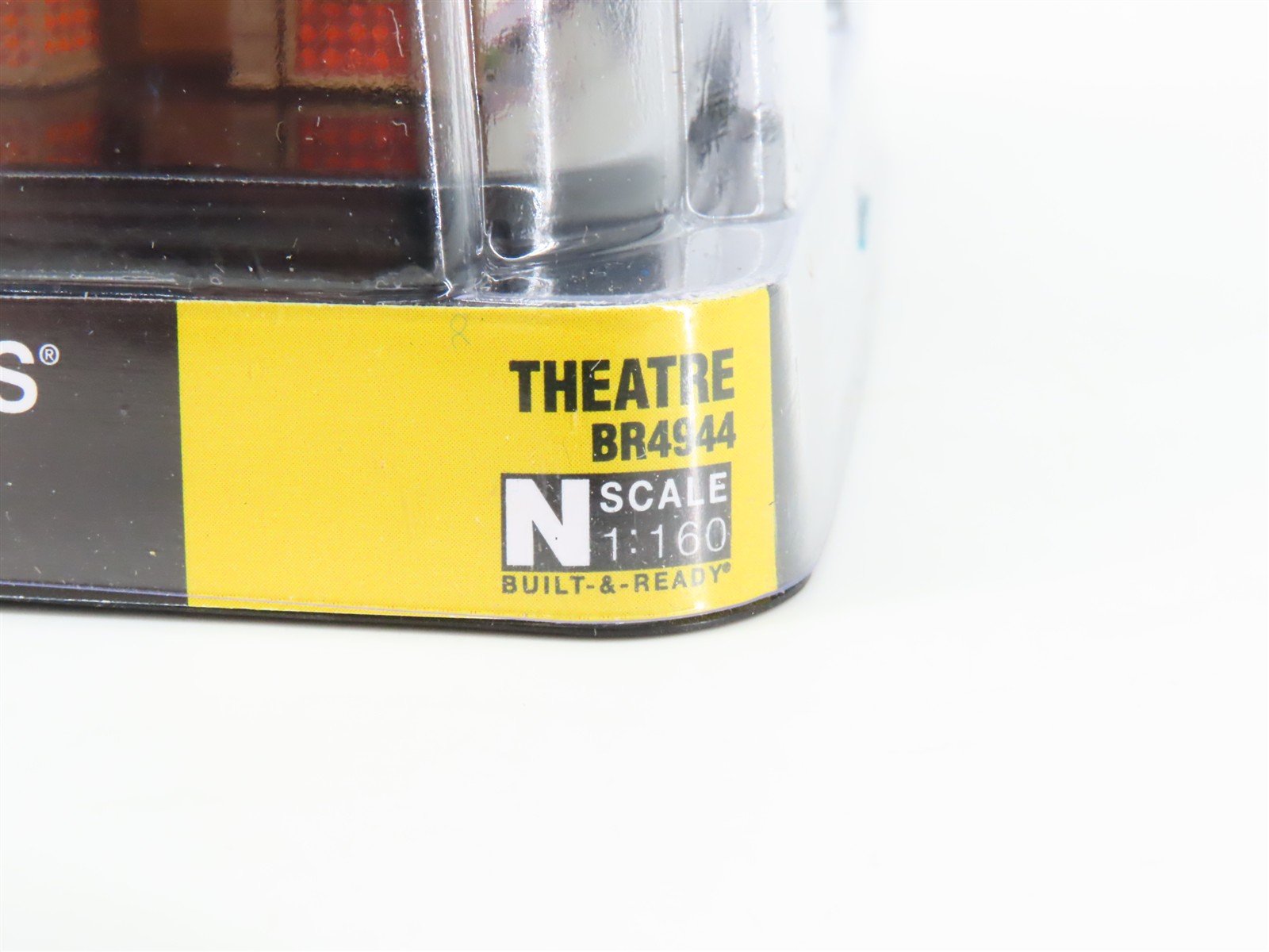 N Scale Woodland Scenics Landmark Structures BR4944 Theatre w/ LED Light
