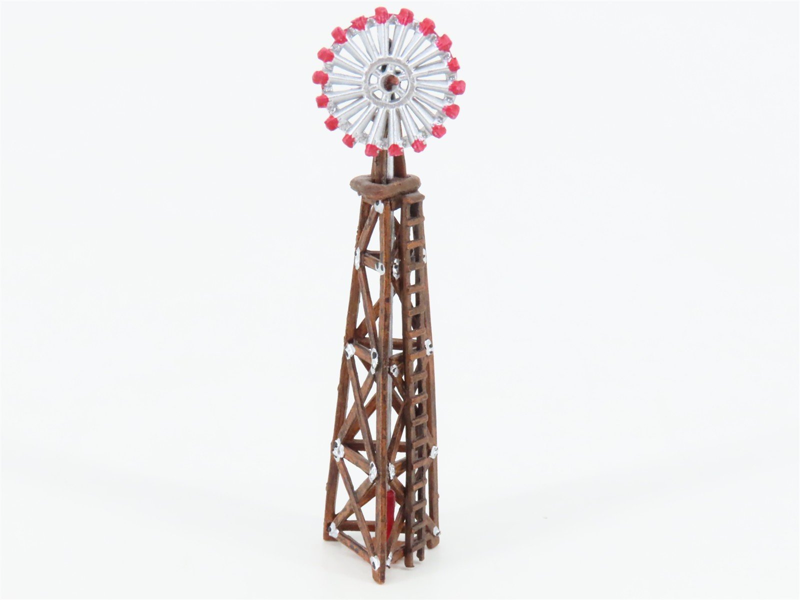 N Scale Woodland Scenics Landmark Structures BR4937 Windmill