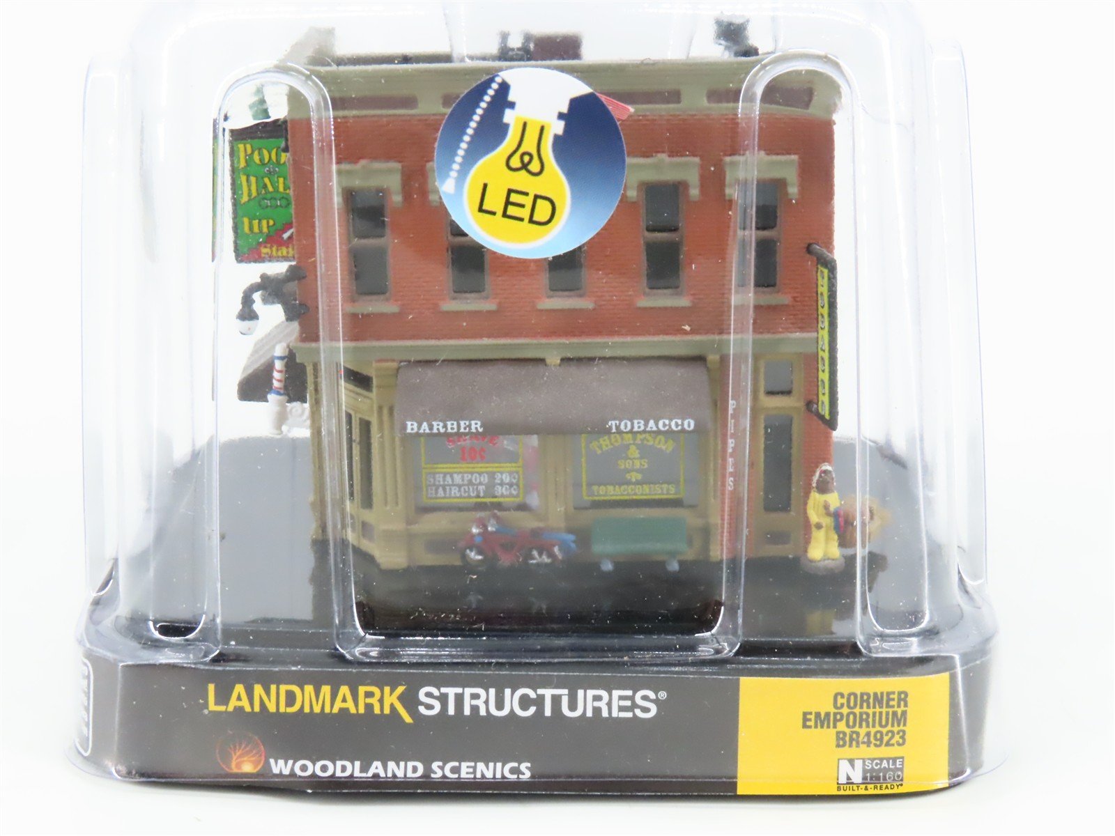N Scale Woodland Scenics Landmark Structure BR4923 Corner Emporium w/ LED Light