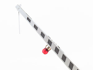Standard Gauge MTH RailKing 30-11008 Operating Crossing Gate w/ Red Base