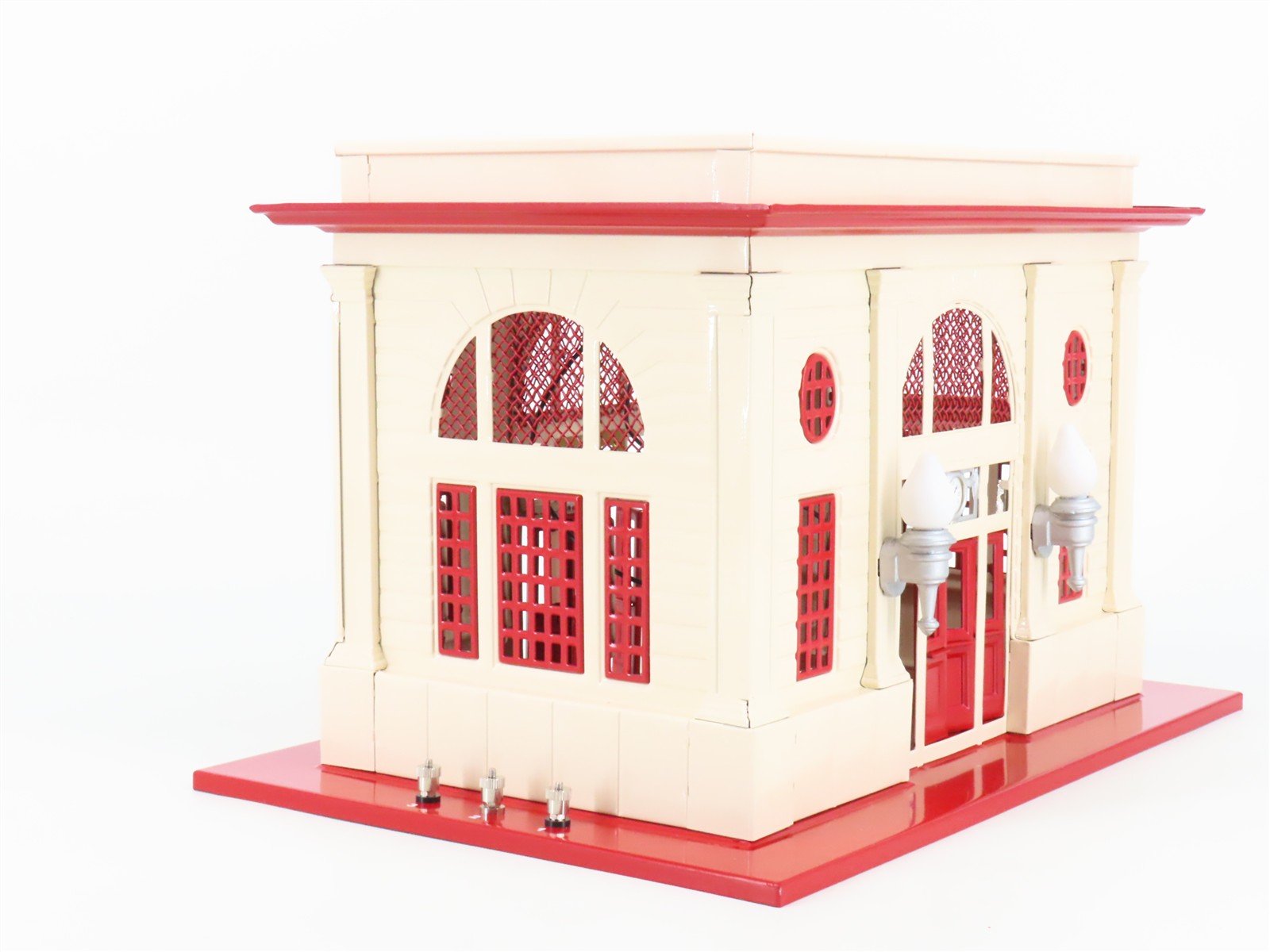 Standard Gauge Lionel 6-34115 Illuminated Station (Late Version)