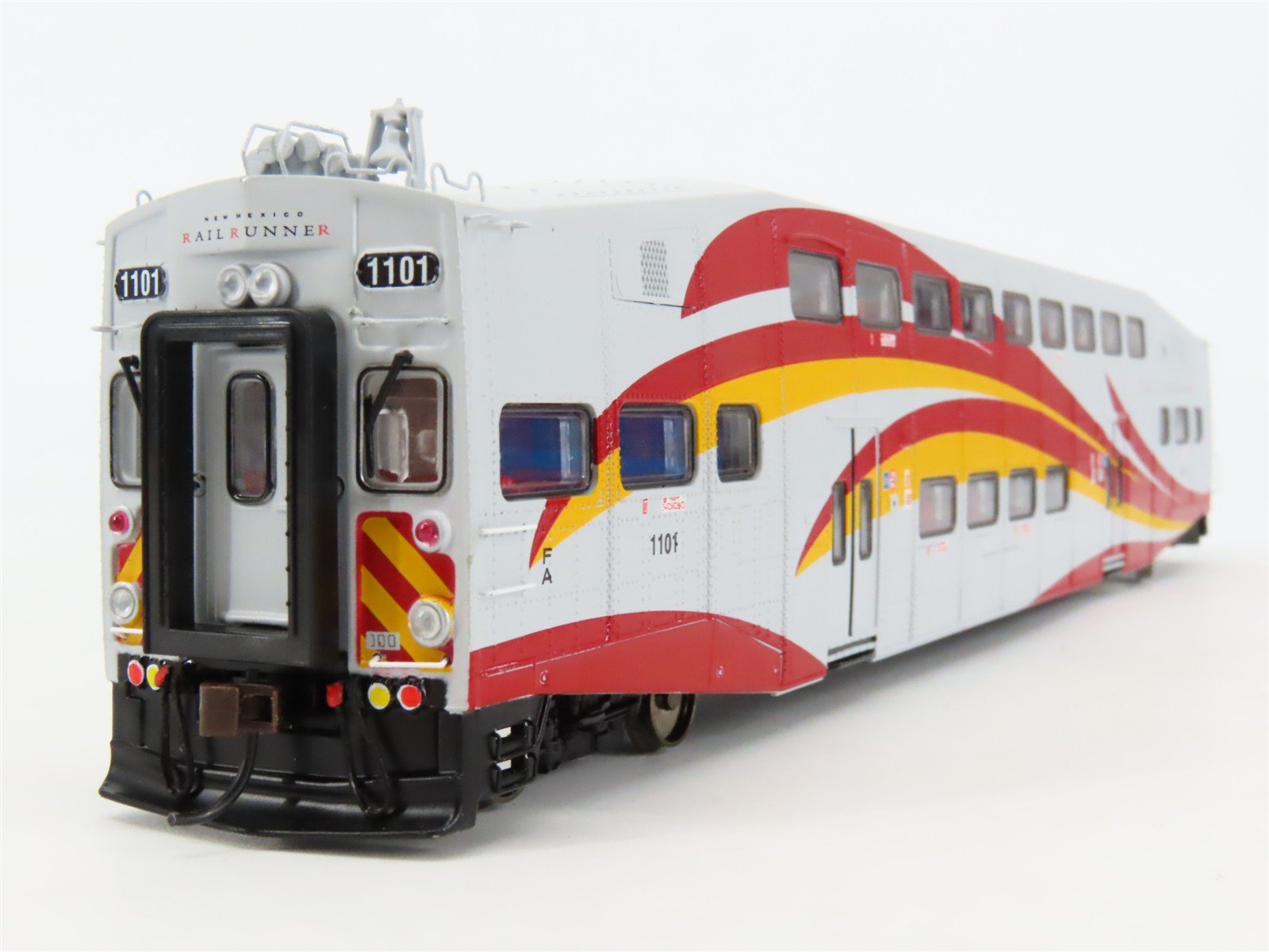 HO Athearn 25502 NM Rail Runner Bombardier Bi-Level Control Car Passenger #1101