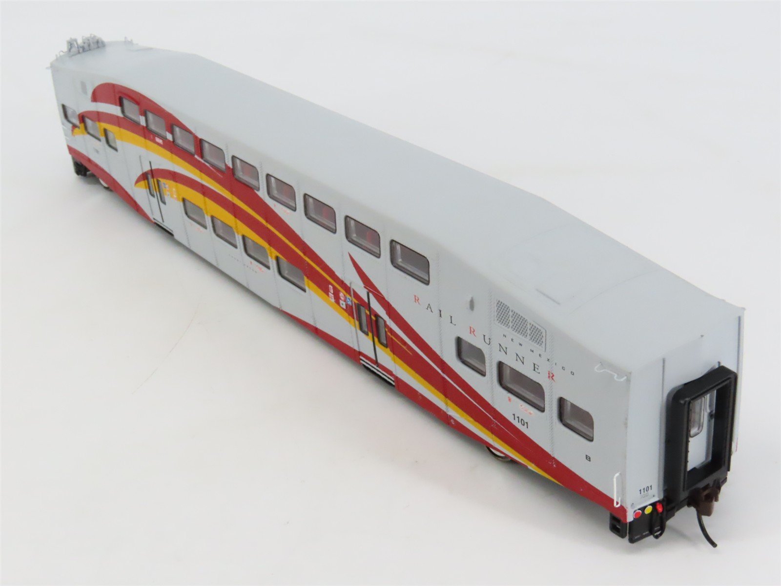 HO Athearn 25502 NM Rail Runner Bombardier Bi-Level Control Car Passenger #1101