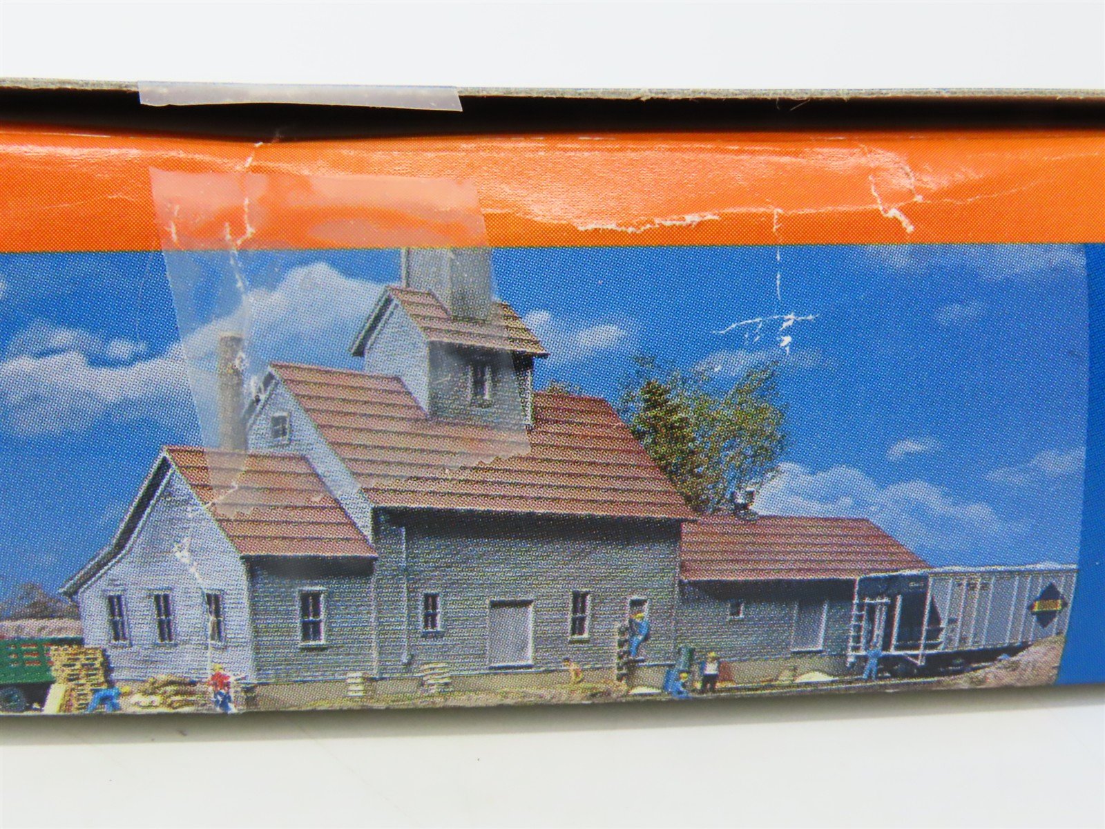 HO Scale Walthers 933-3061 Sunrise Feed Mill Building Kit