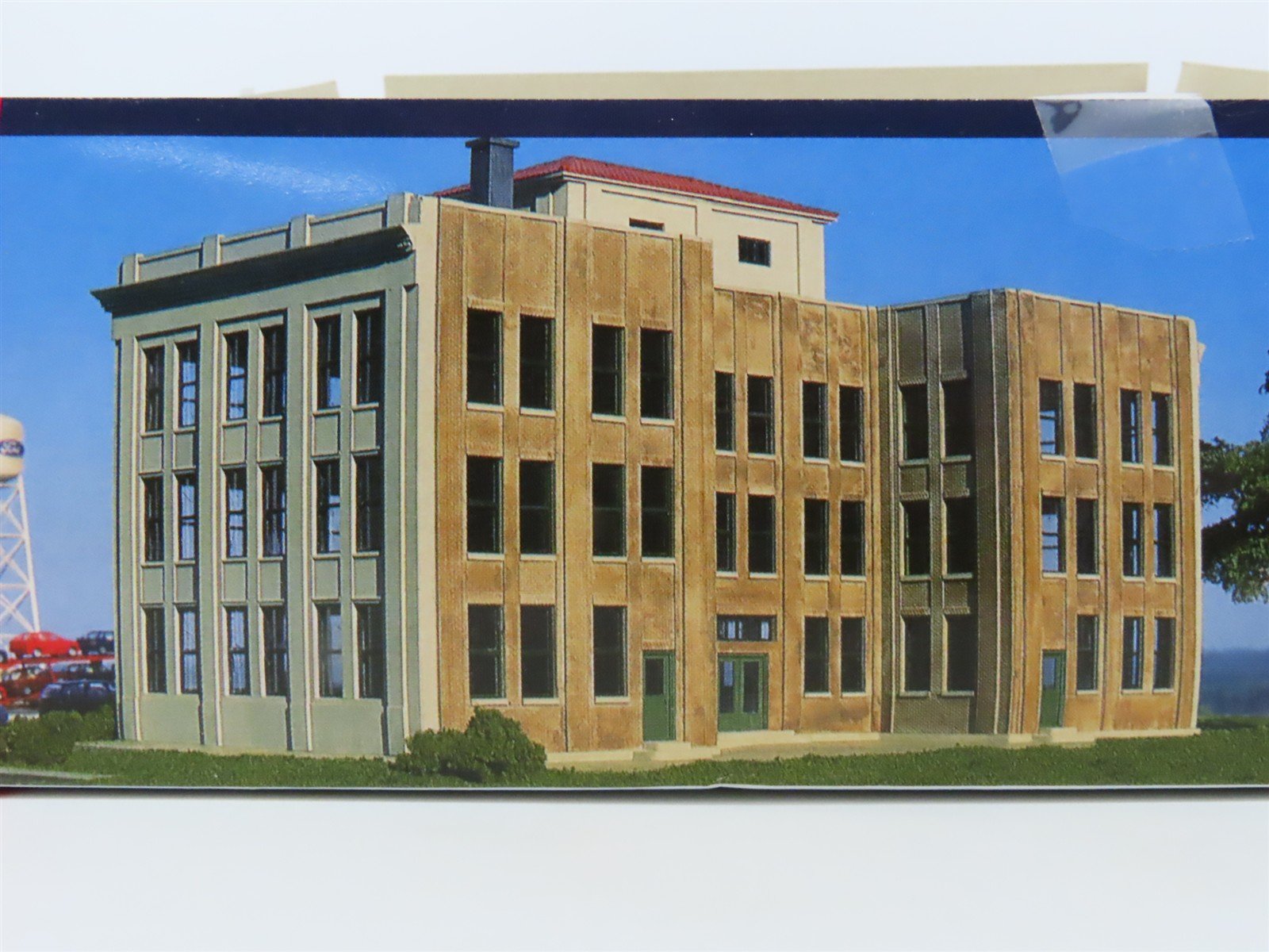 HO Scale Walthers 933-3074 Headquarters Building Kit