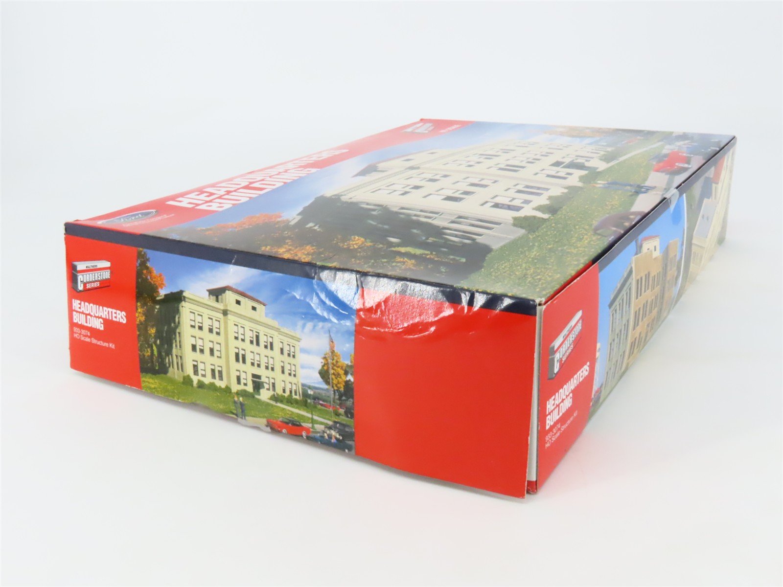 HO Scale Walthers 933-3074 Headquarters Building Kit