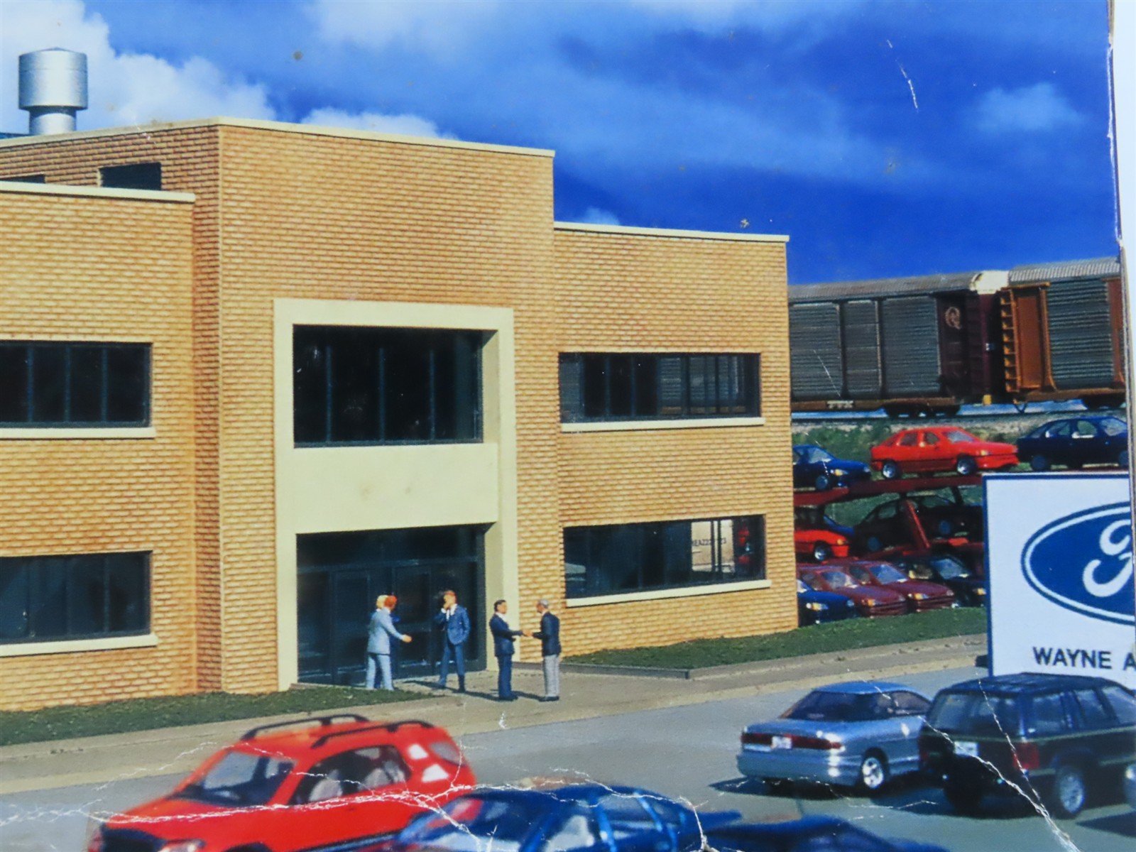 HO Scale Walthers 933-3079 Ford Assembly Plant Building Kit