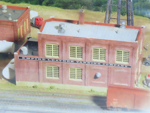 HO Scale Walthers 933-3798 Empire Leather Tanning Building Kit SEALED