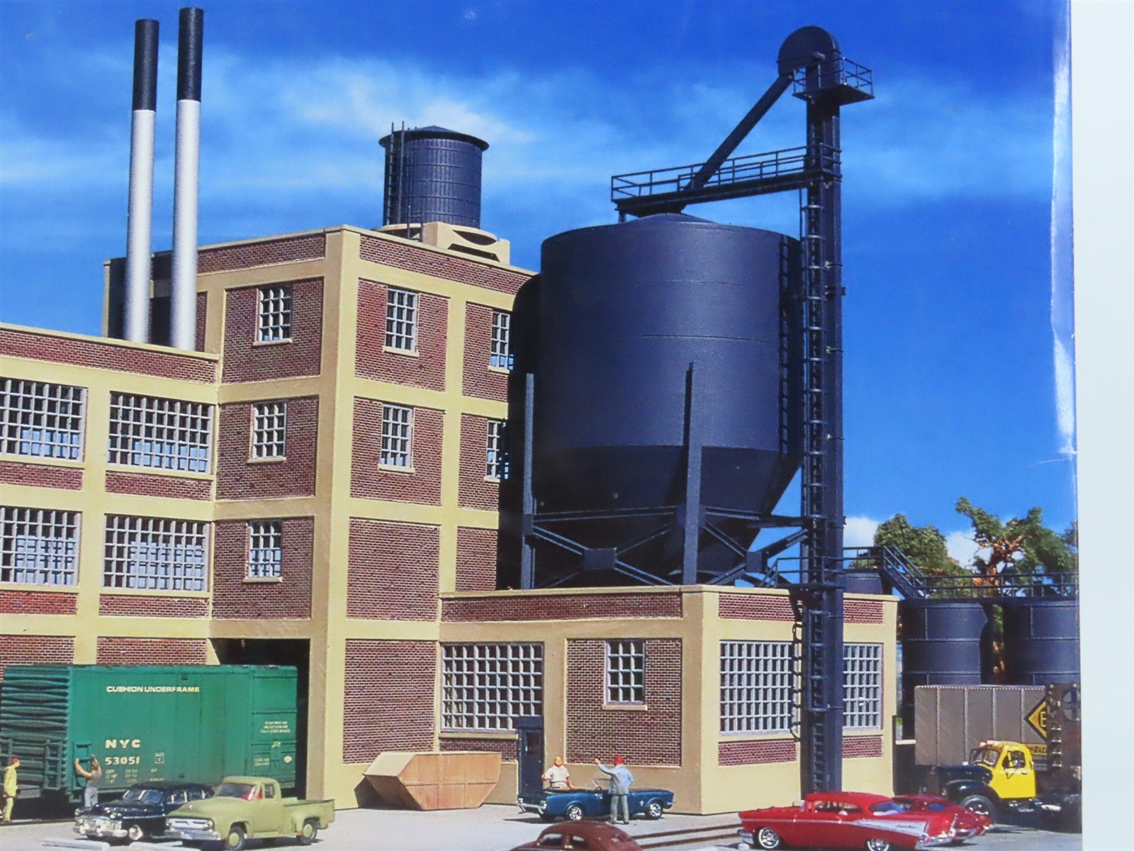 HO Scale Walthers 933-3078 Ford Tire Plant Building Kit