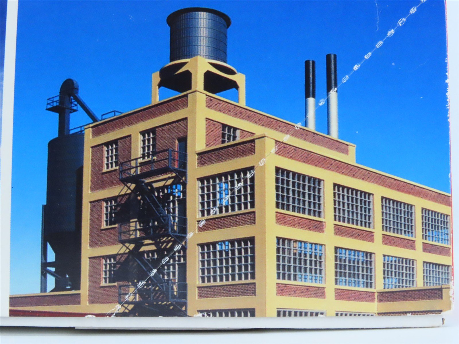 HO Scale Walthers 933-3078 Ford Tire Plant Building Kit
