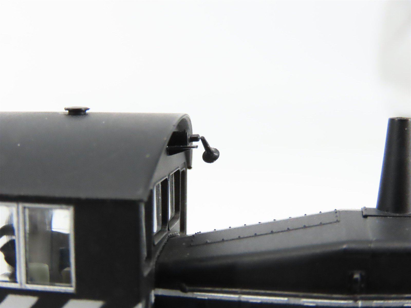 HO Scale Proto 2000 8055 ATSF Santa Fe SW9 Diesel Switcher #2431 w/ DCC