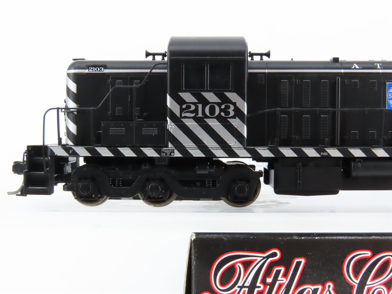 HO Scale Atlas Classic 7033 ATSF Santa Fe ALCO RSD-4/5 Diesel #2103 w/ DCC