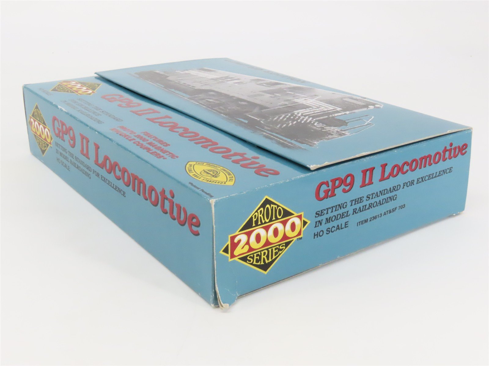 HO Scale Proto 2000 23613 ATSF Santa Fe EMD GP9 Ph. 2 Diesel #703 w/ DCC