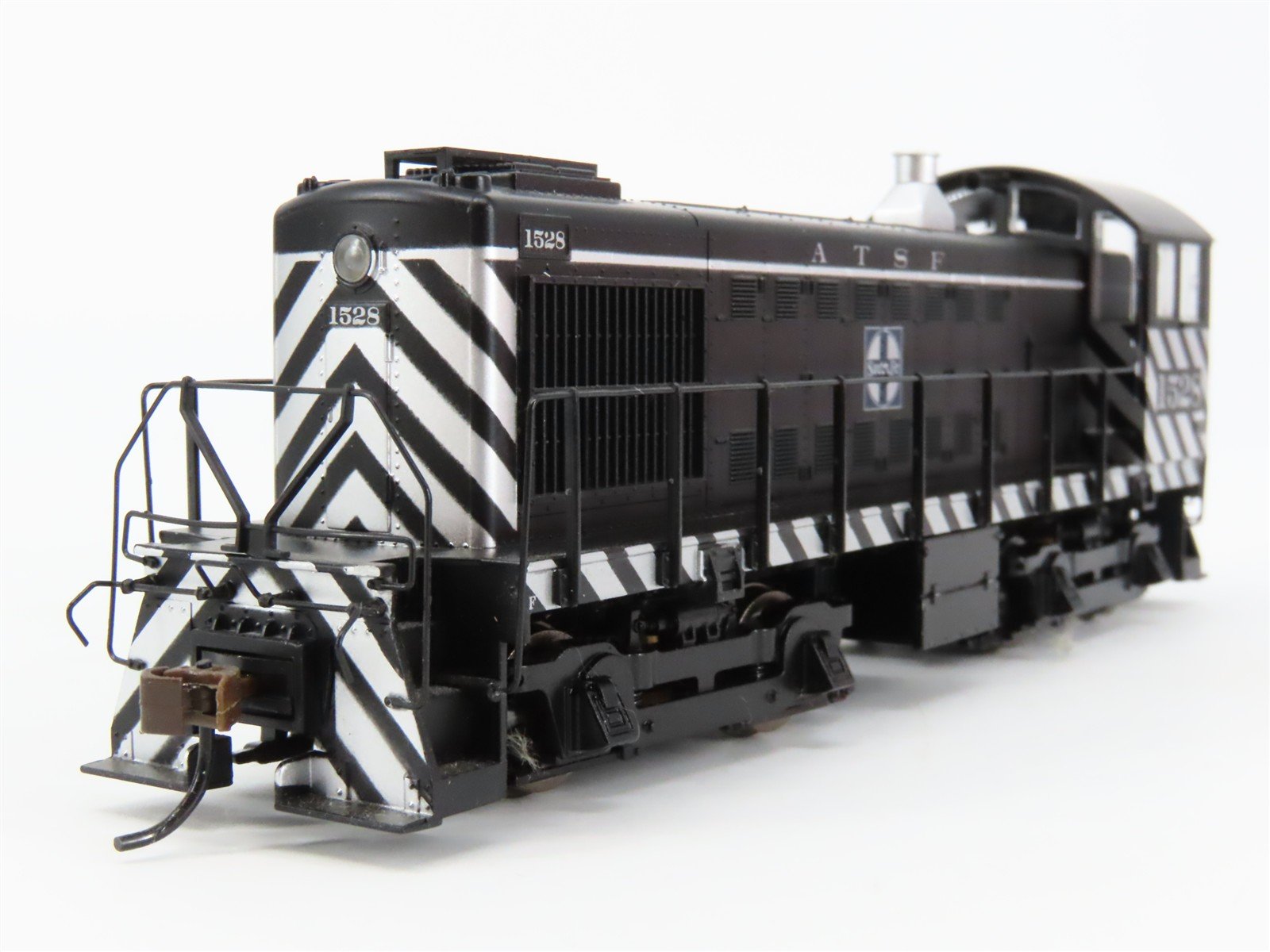 HO Scale Bachmann 63204 ATSF Santa Fe ALCO S4 Diesel Switcher w/ DCC & Sound