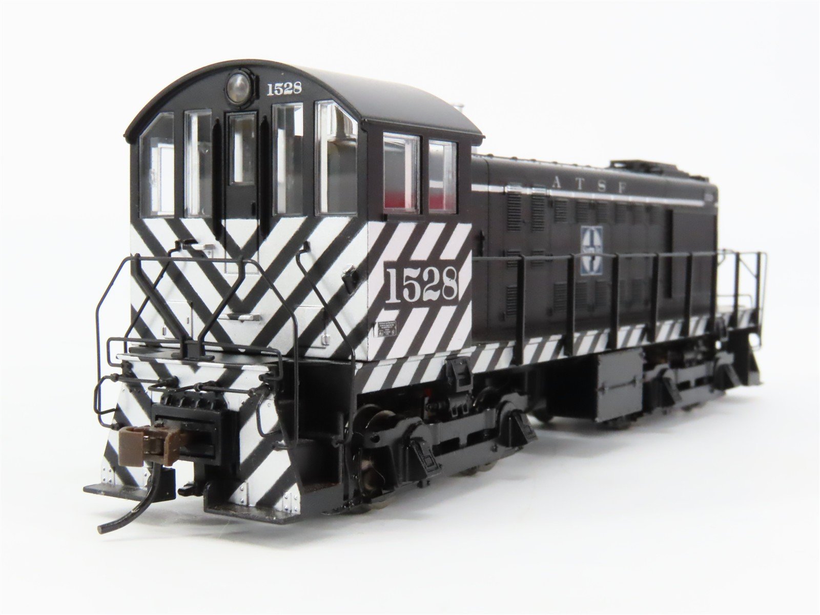 HO Scale Bachmann 63204 ATSF Santa Fe ALCO S4 Diesel Switcher w/ DCC & Sound