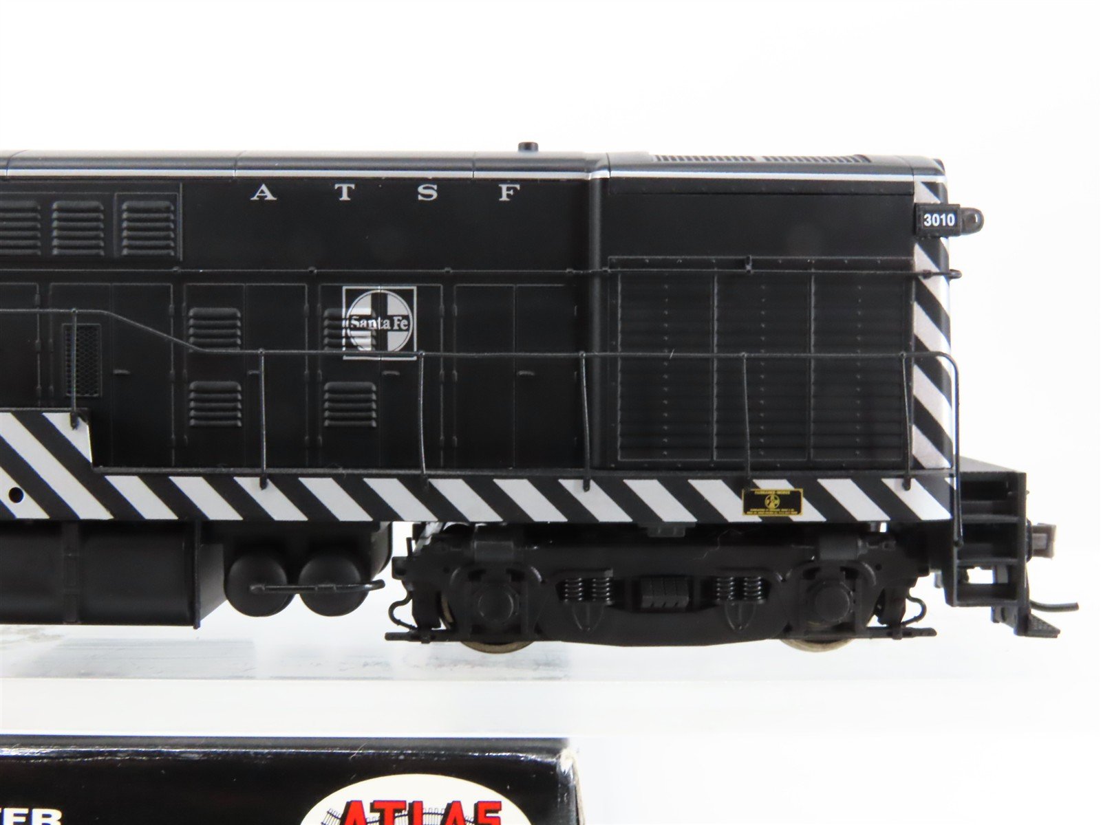 HO Scale Atlas Master 9589 ATSF Santa Fe FM H16-44 Diesel #3010 w/ DCC