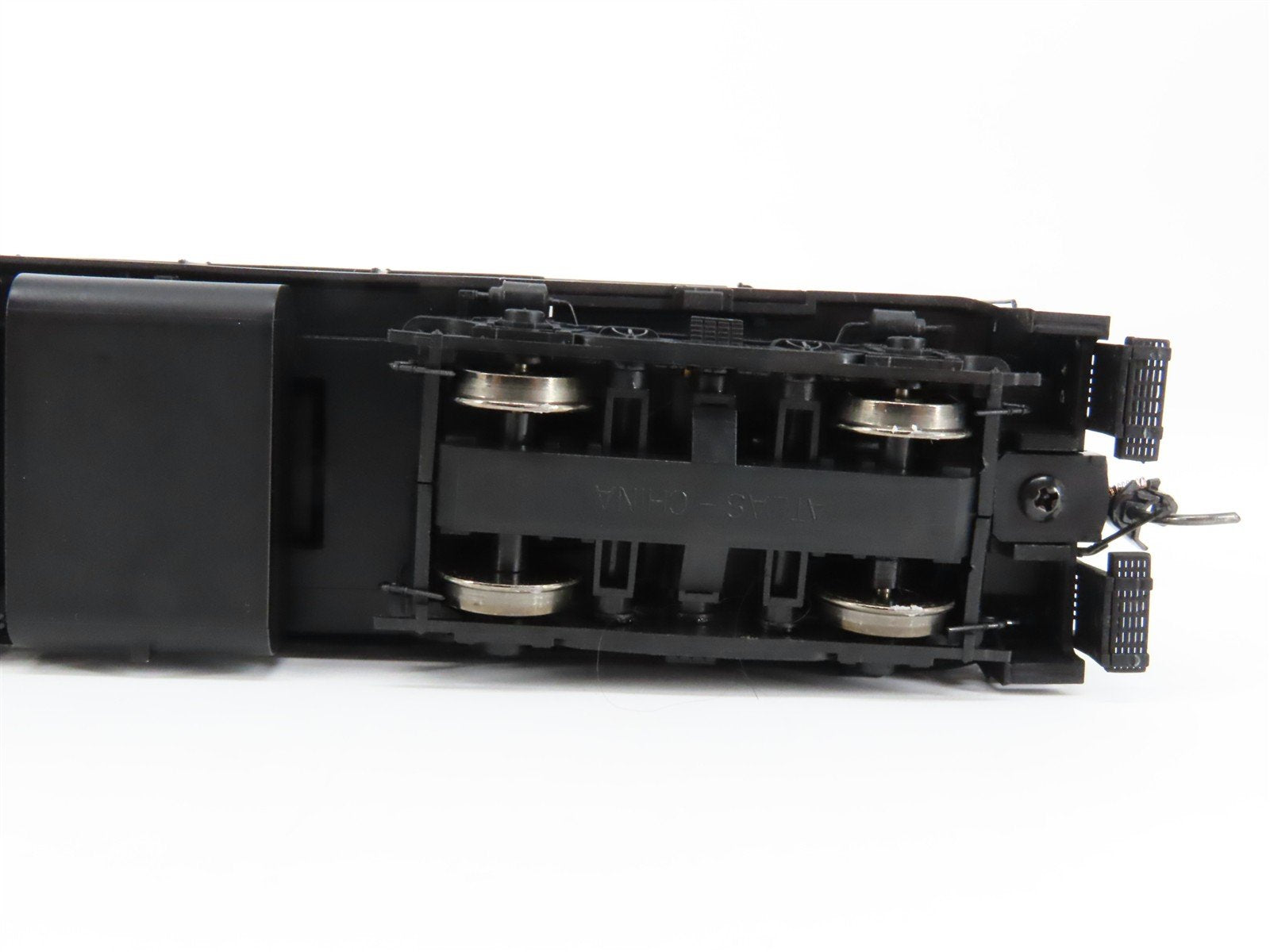 HO Scale Atlas Master 9589 ATSF Santa Fe FM H16-44 Diesel #3010 w/ DCC