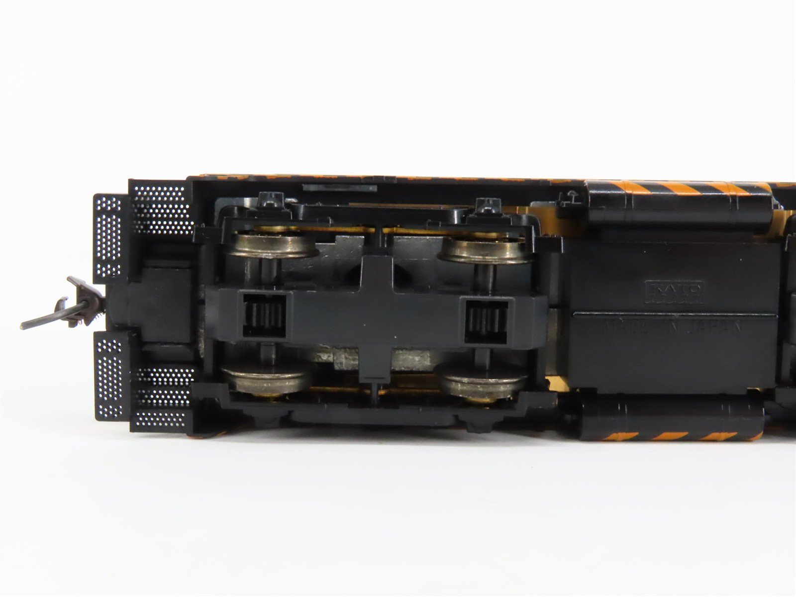 HO Scale KATO 37-1010 SP Southern Pacific EMD NW2 Ph. 1 Diesel Switcher #1313