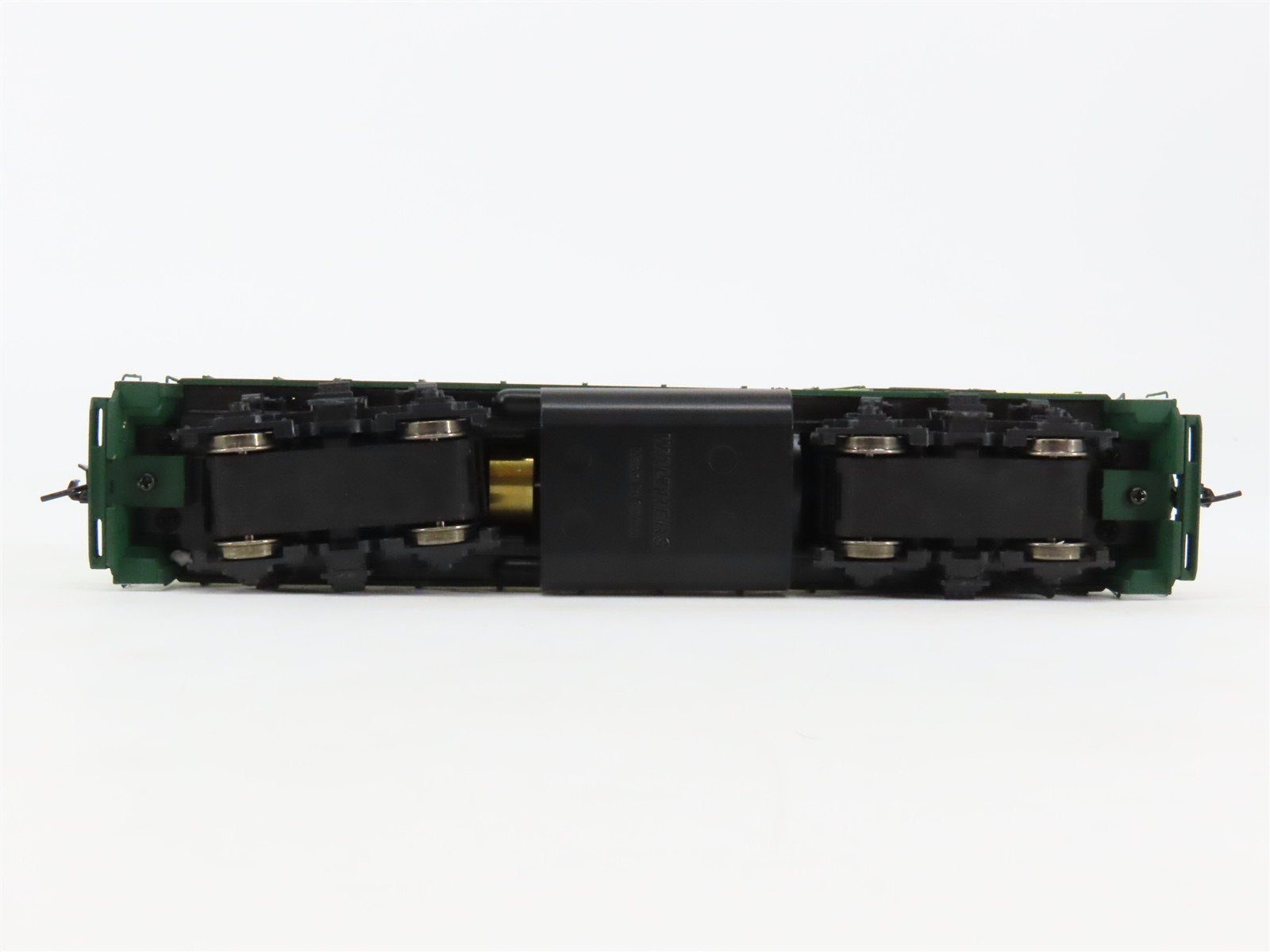HO Proto 1000 920-35076 CNW Chicago North Western GP15-1 Diesel #4400 -DCC Ready