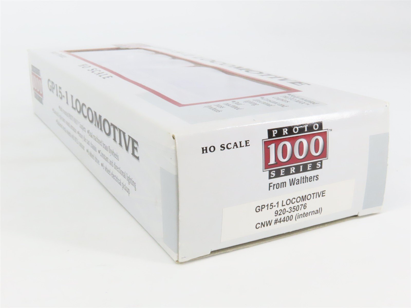 HO Proto 1000 920-35076 CNW Chicago North Western GP15-1 Diesel #4400 -DCC Ready