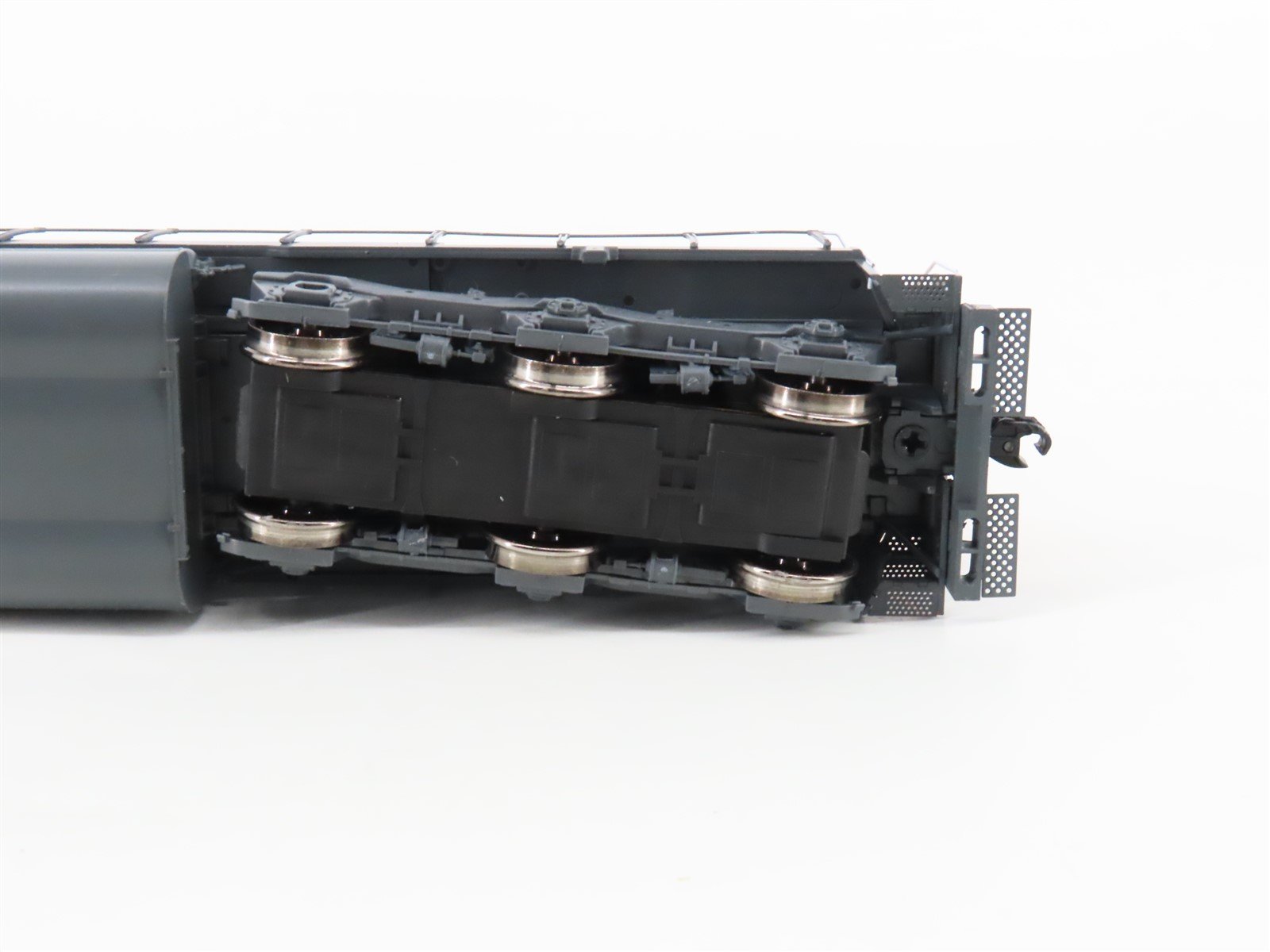 HO Scaletrains Operator SXT10925 SP Bloody Nose SD45 Diesel #8845 w/ DCC & Sound
