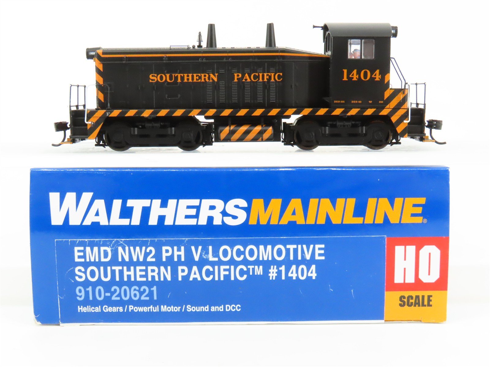 HO Scale Walthers Mainline 910-20621 SP NW2 Ph. V Diesel #1404 w/ DCC & Sound