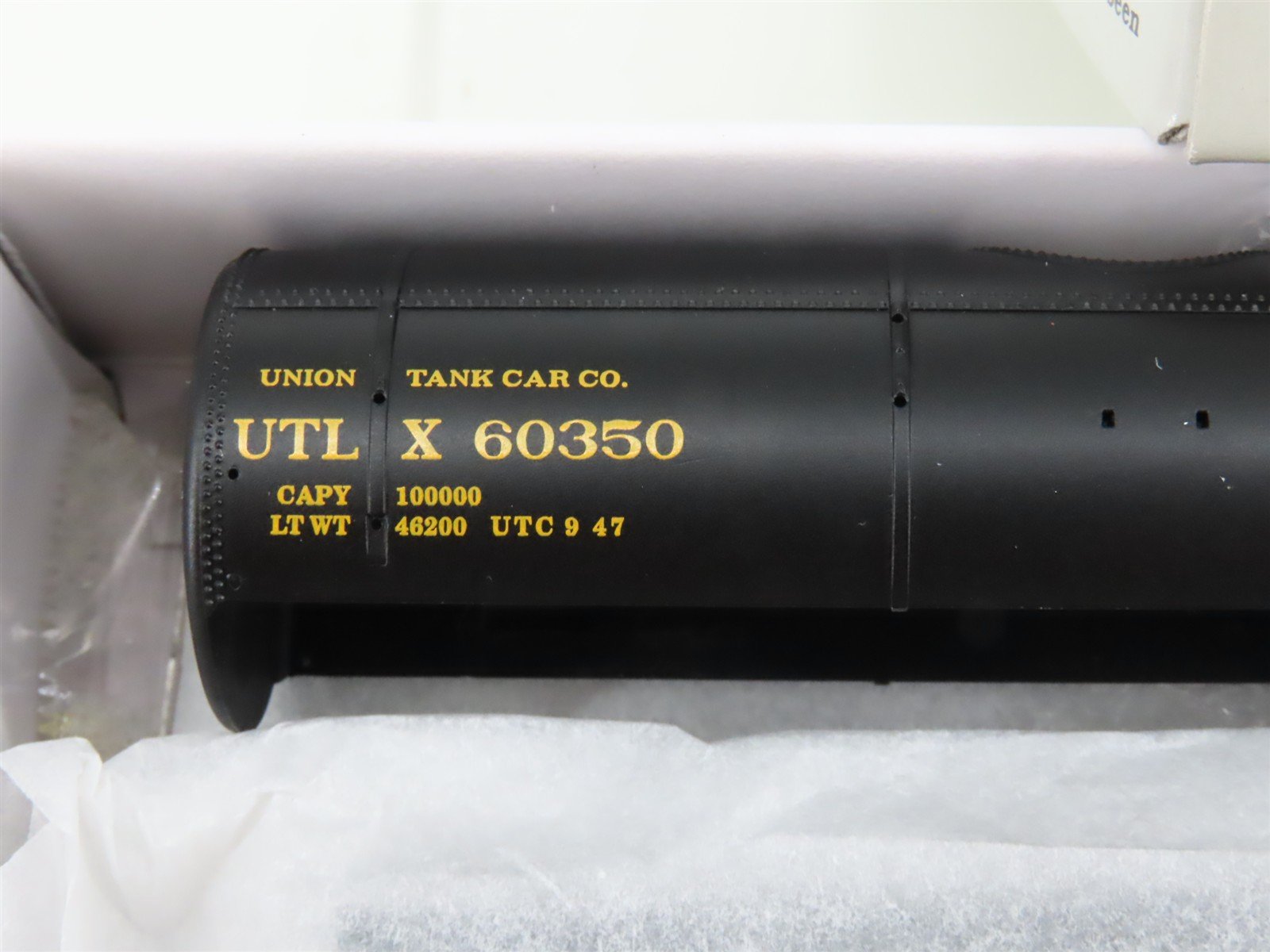 HO Scale PROTO 2000 Kit #23167 UTLX Union 10,000 Gallon Riveted Tank Car #60350