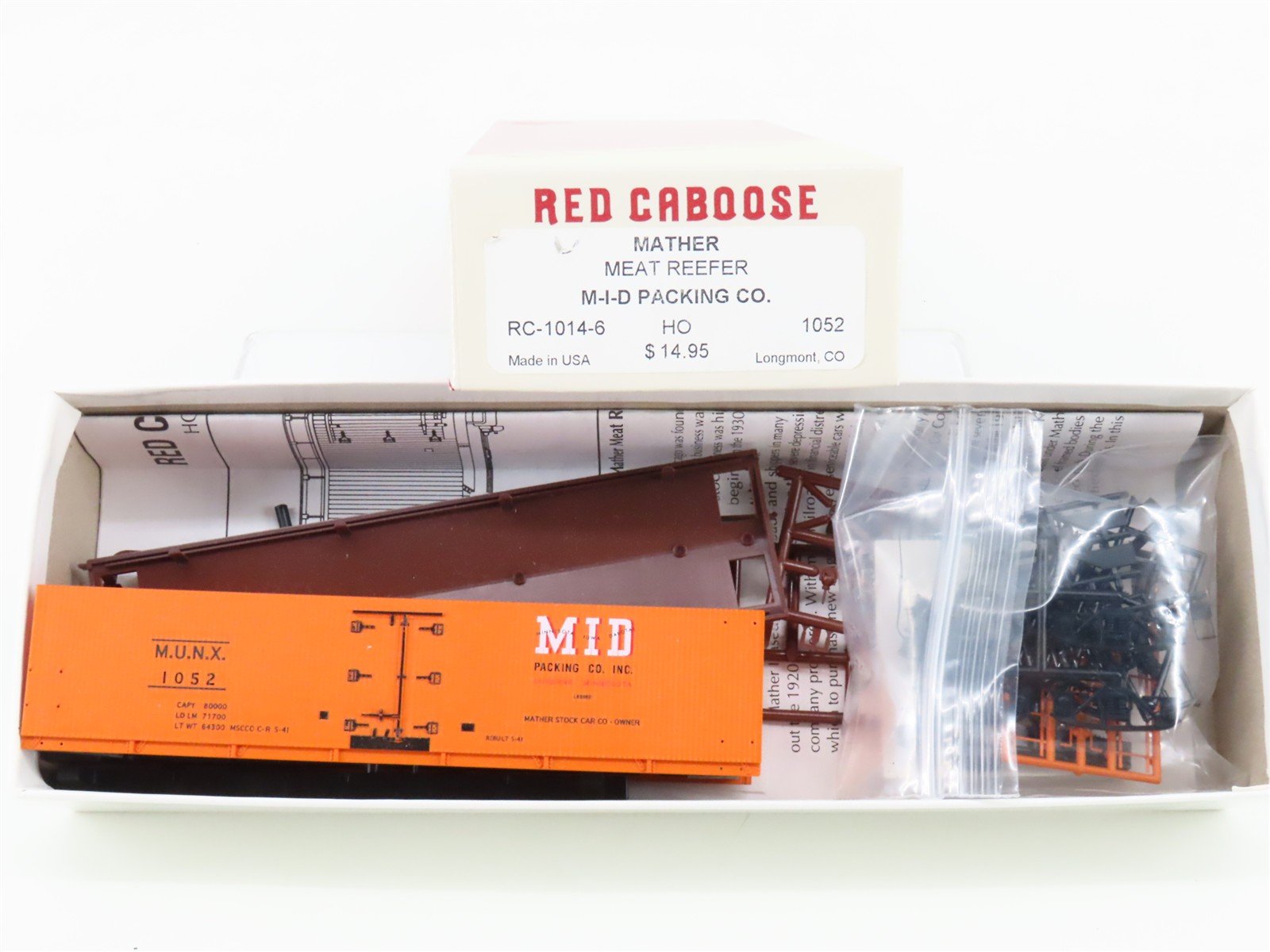 HO Scale Red Caboose Kit RC-1014-6 MUNX M-I-D Packing Meat Reefer #1052