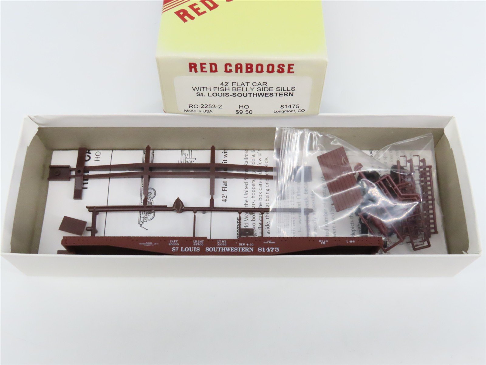 HO Scale Red Caboose RC-2253-2 SSW Cotton Belt 42' Flat Car #81475 Kit