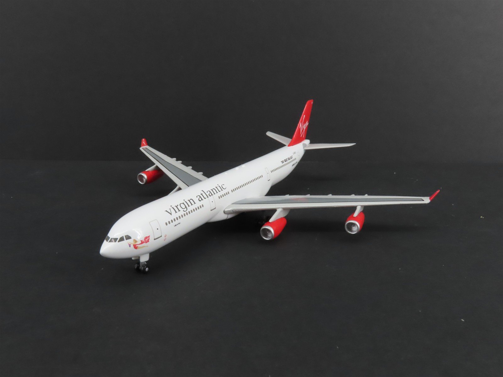 1:400 Sky Club 98-002 Die-Cast Virgin Atlantic Airbus A340-311 Aircraft G-VBUS