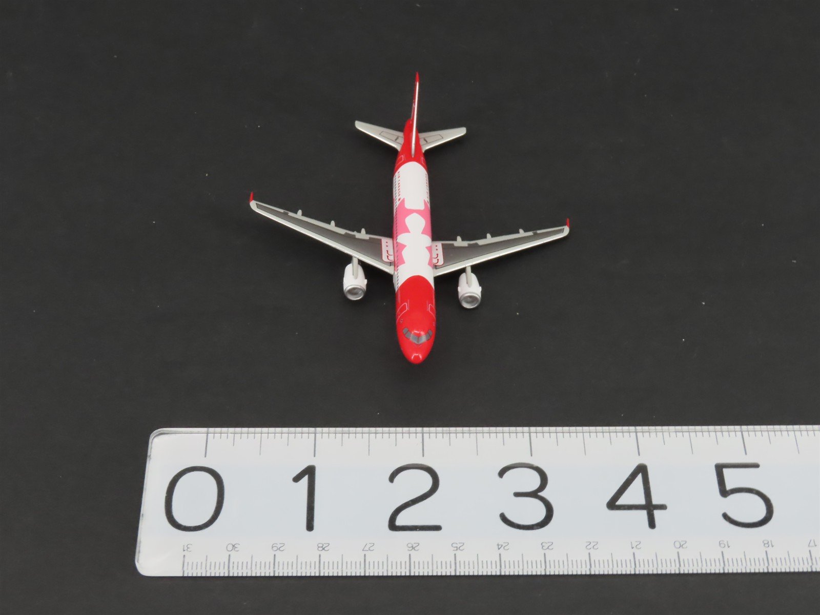 1:400 Dragon Wings 55462-03 Die-Cast Air Canada Airbus A320 Aircraft C-FFWN