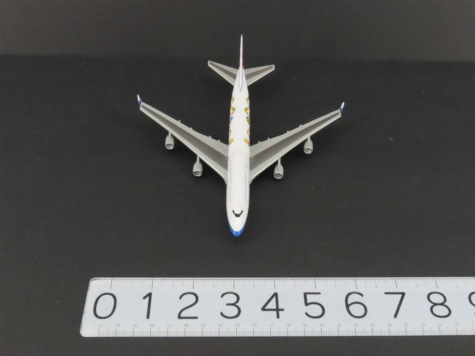 1:400 Dragon Wings Die-Cast China Airlines Millennium Dragon Boeing 747 Aircraft