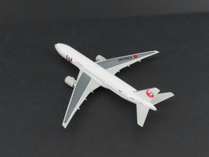 1:400 Hasegawa 61406 Die-Cast JAL Japan Airlines Boeing 777-200 Aircraft JA8983