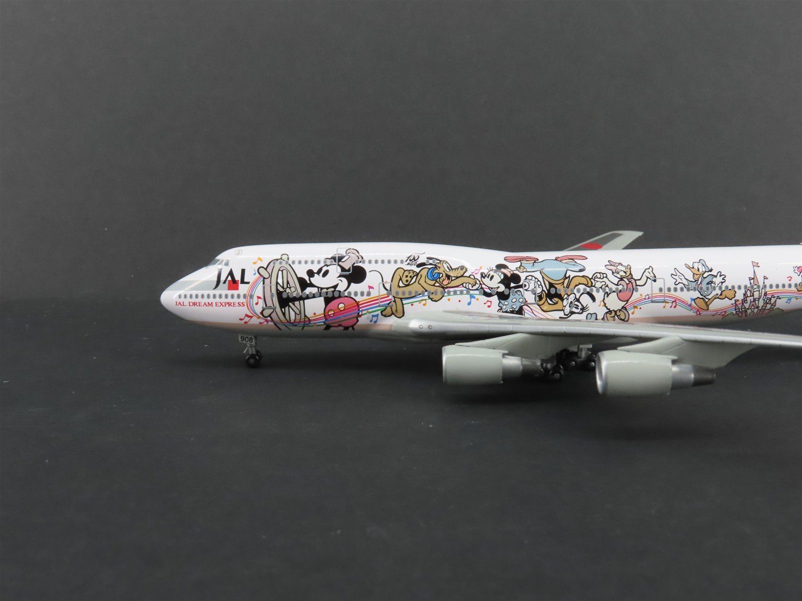 1:400 Scale TOMY Die-Cast JAL Dream Express Boeing 747 Aircraft JA8908 w/ Stand