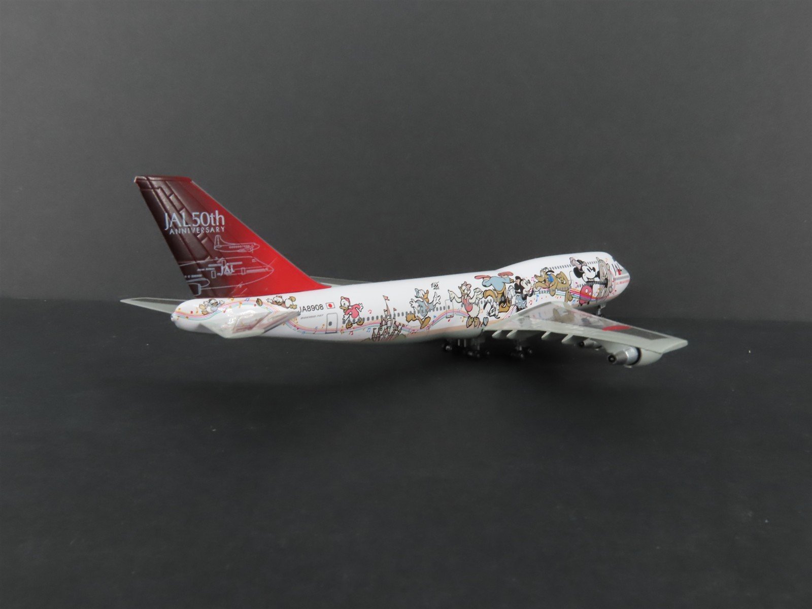 1:400 Scale TOMY Die-Cast JAL Dream Express Boeing 747 Aircraft JA8908 w/ Stand