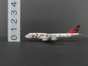 1:400 Scale TOMY Die-Cast JAL Dream Express Boeing 747 Aircraft JA8908 w/ Stand