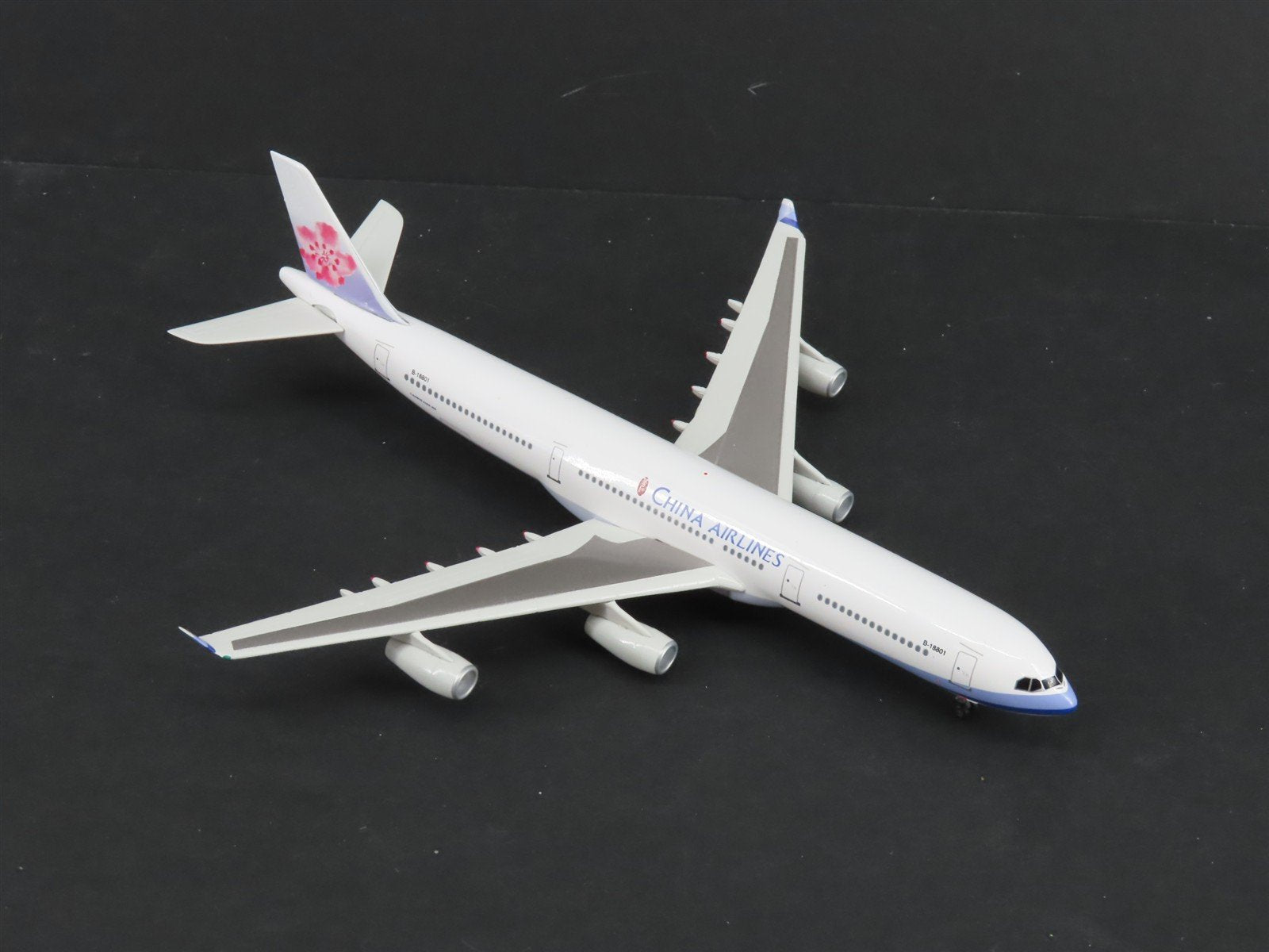 1:400 Scale Airshop Die-Cast China Airlines Airbus A340-300 Aircraft B-18801