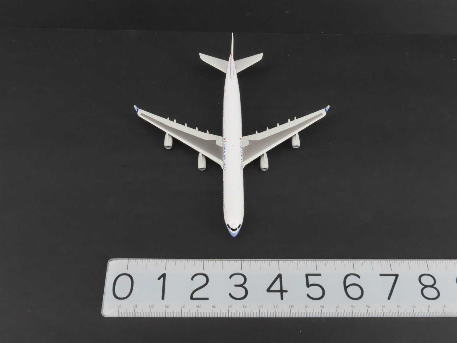 1:400 Scale Airshop Die-Cast China Airlines Airbus A340-300 Aircraft B-18801