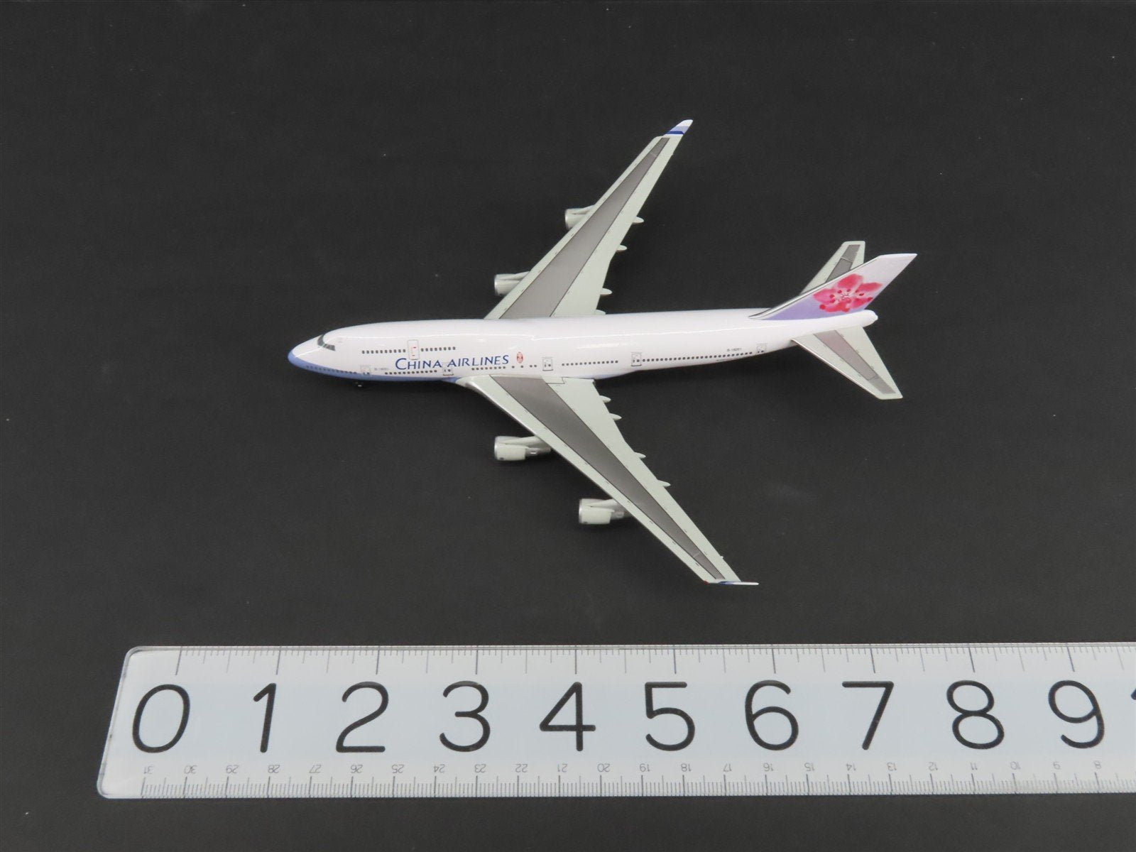 1:400 Scale Airshop Die-Cast China Airlines Boeing 747-400 Aircraft B-18251