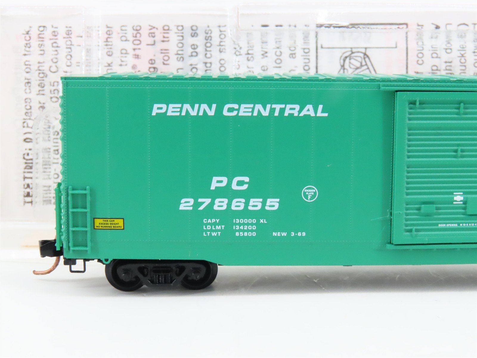 N Scale Micro-Trains MTL 104020 PC Penn Central 60' Single Door Box Car #278655
