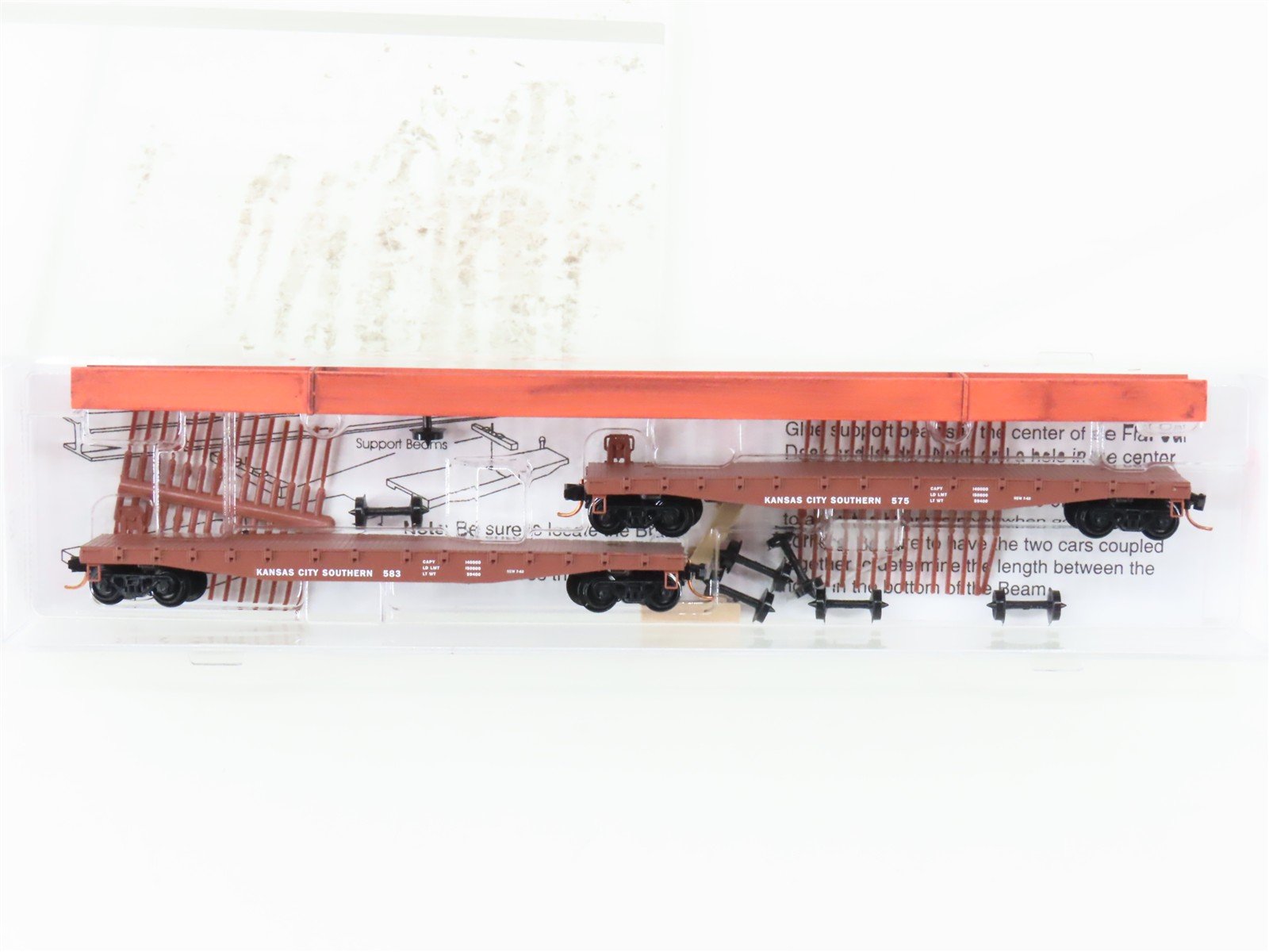 N Micro-Trains MTL 04500290 KCS Kansas City Southern Flat Cars w/ Load 2-Pack