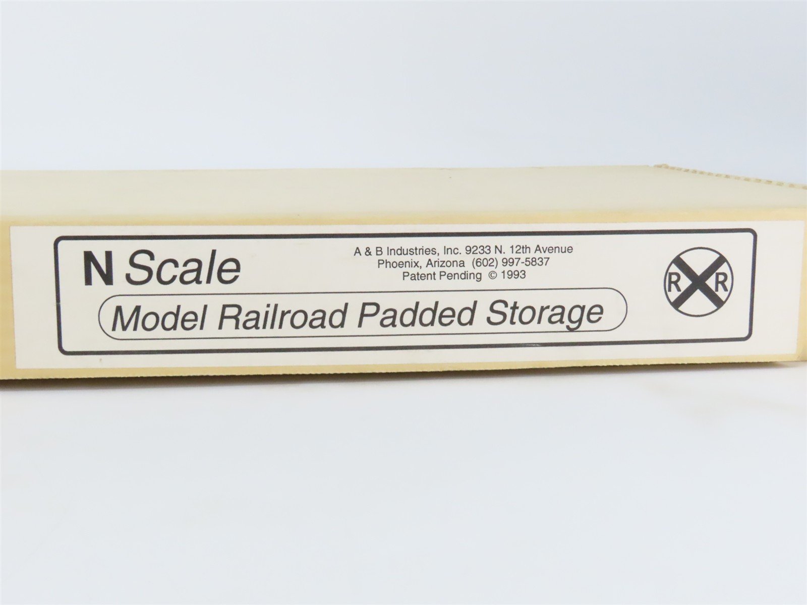 N Scale A&B Car Case Model Railroad Padded Storage Empty Box - 28" x 12" x 2"