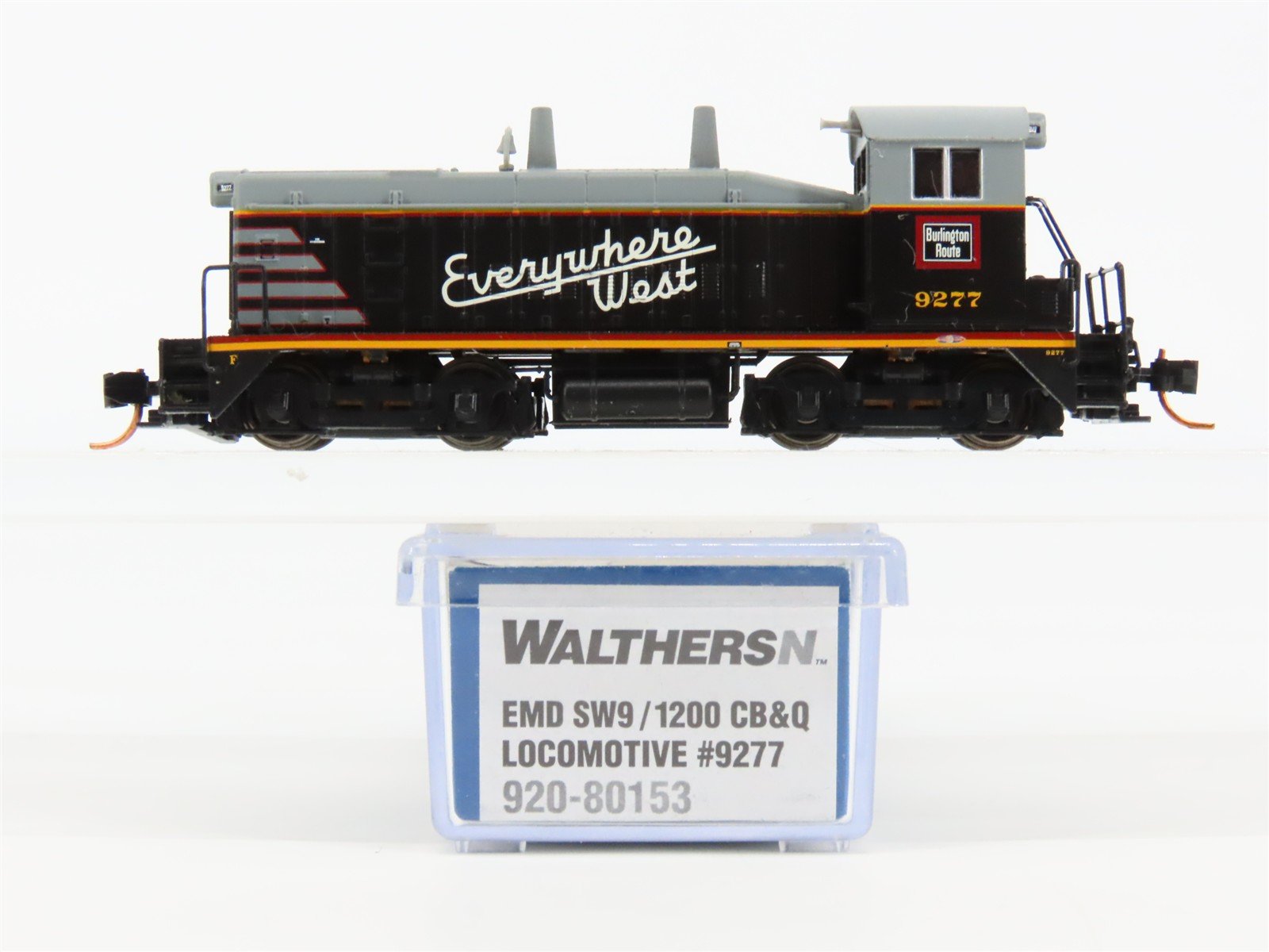 N Scale Walthers 920-80153 CB&Q Burlington Route EMD SW9/1200 Diesel #9277