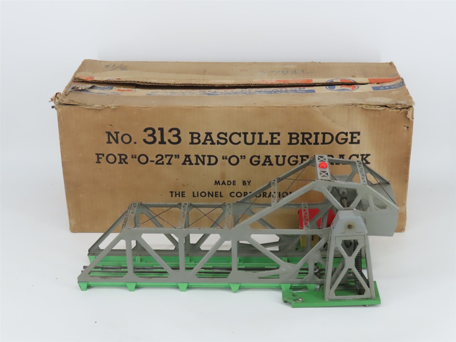 O/O27 Gauge 3-Rail Lionel #313 Bascule Bridge