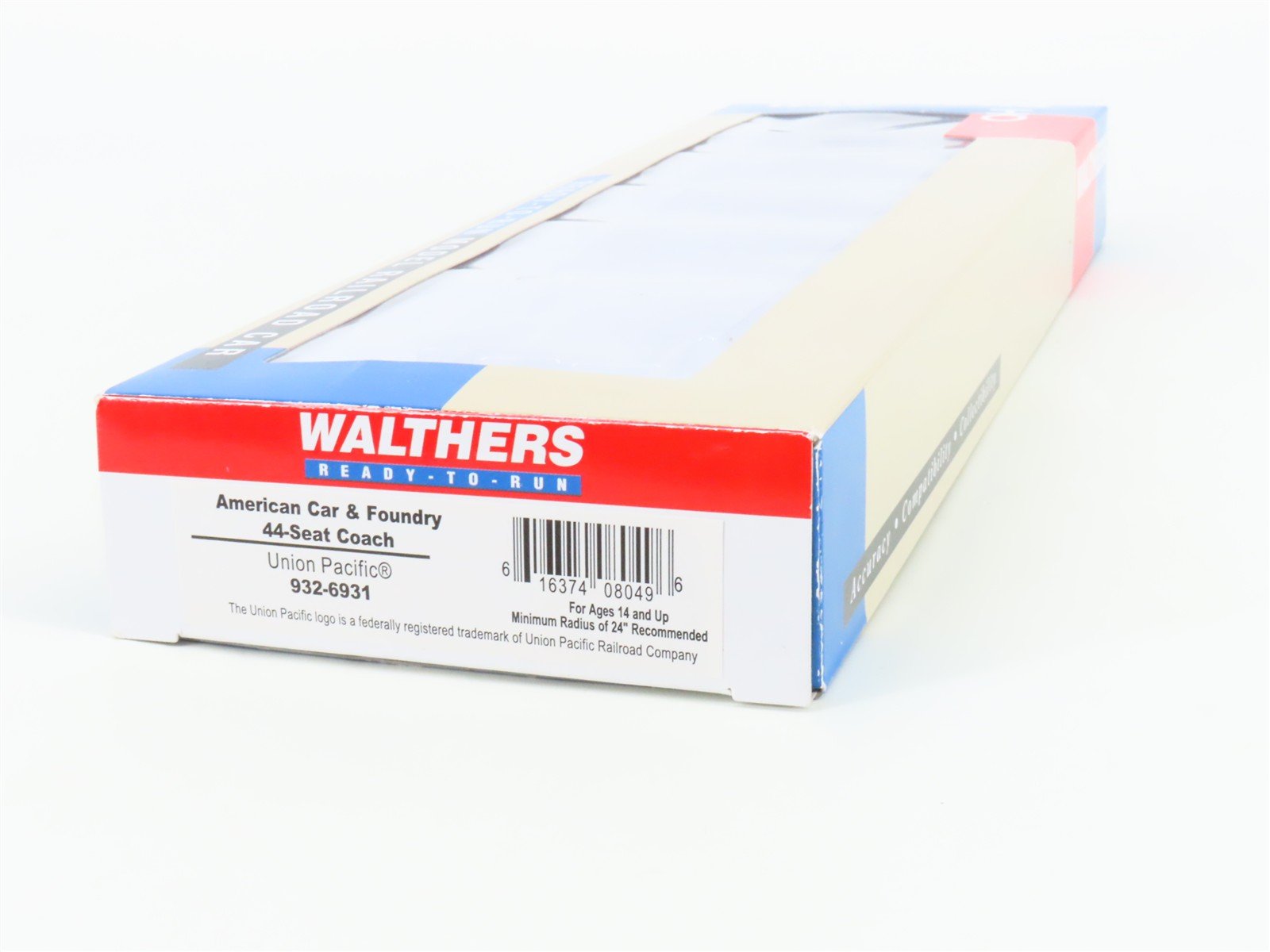 HO Scale Walthers 932-6931 UP Union Pacific Railroad Coach Passenger Car